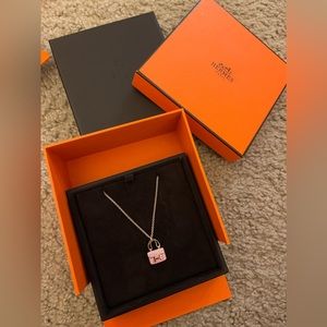 Hermes necklace BRAND NEW ! Pink sapphire